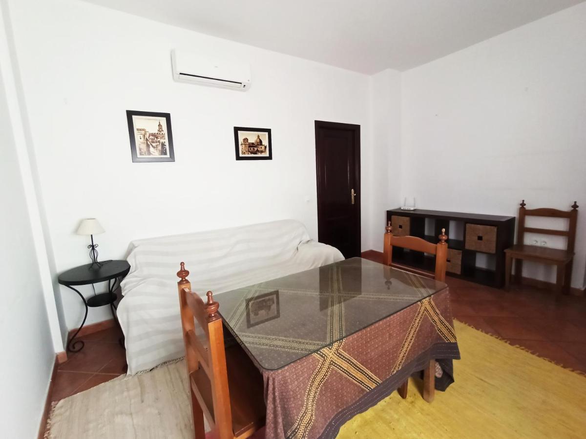 Frenteabastos Suites Cafe Hostal & Apartments Carmona  Luaran gambar