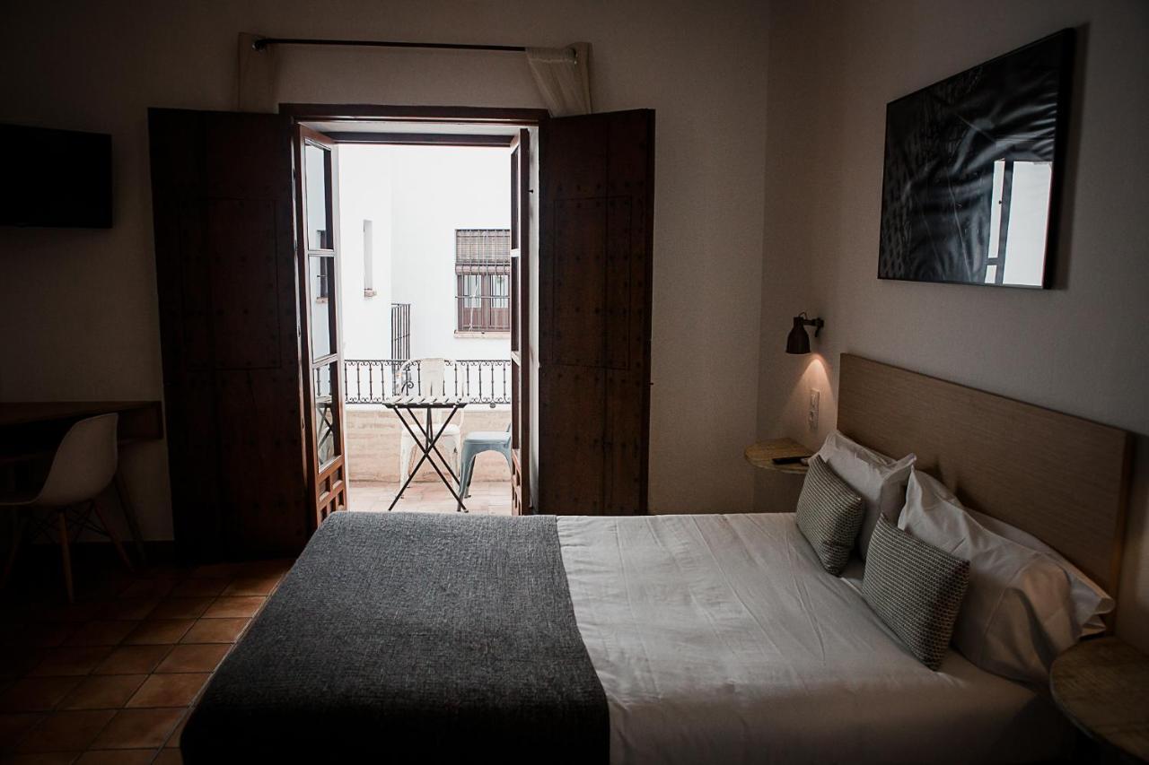 Frenteabastos Suites Cafe Hostal & Apartments Carmona  Luaran gambar